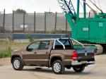 Volkswagen Amarok Double Cab Highline 2010 года (UK)